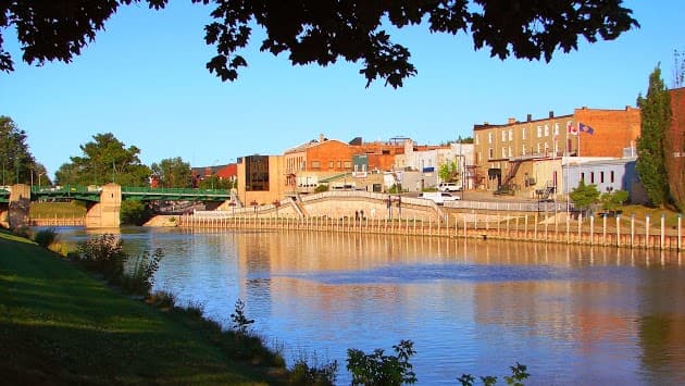 Business listing image