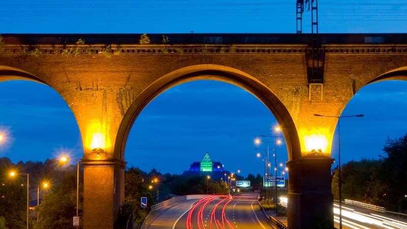 Business listing image