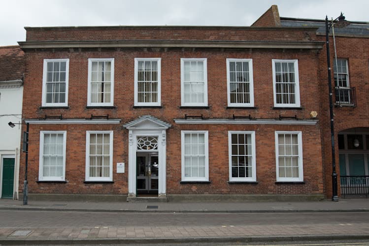 Business listing image