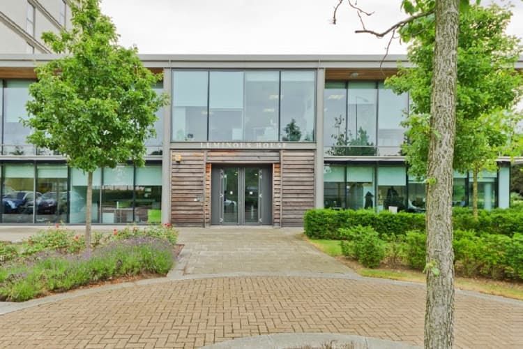 Business listing image